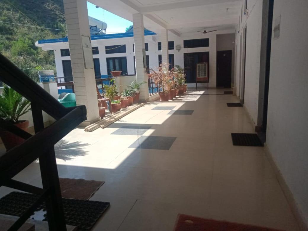 Vamoose Srishty Choice Daire Rudraprayāg Dış mekan fotoğraf